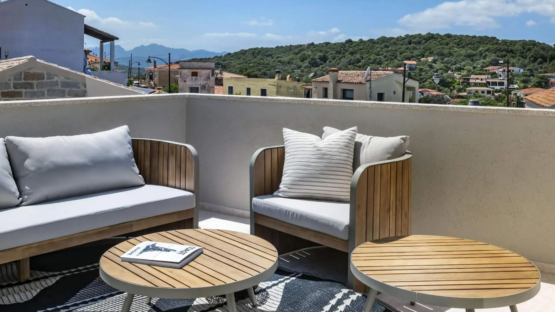 La Suera San Pantaleo Hotel