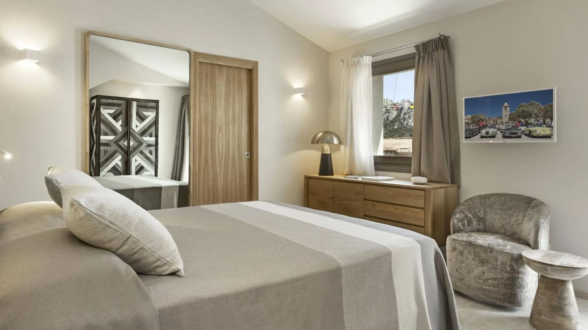 La Suera San Pantaleo Hotel 4*,  Italy